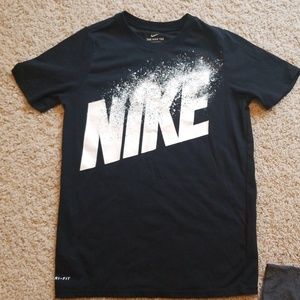 Boys Nike dry fit tshirt